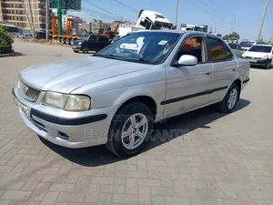 Nissan FB15 2008 Silver