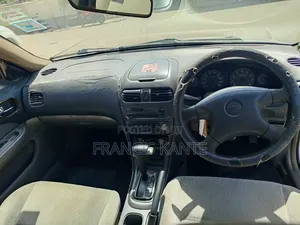 Nissan FB15 2008 Silver