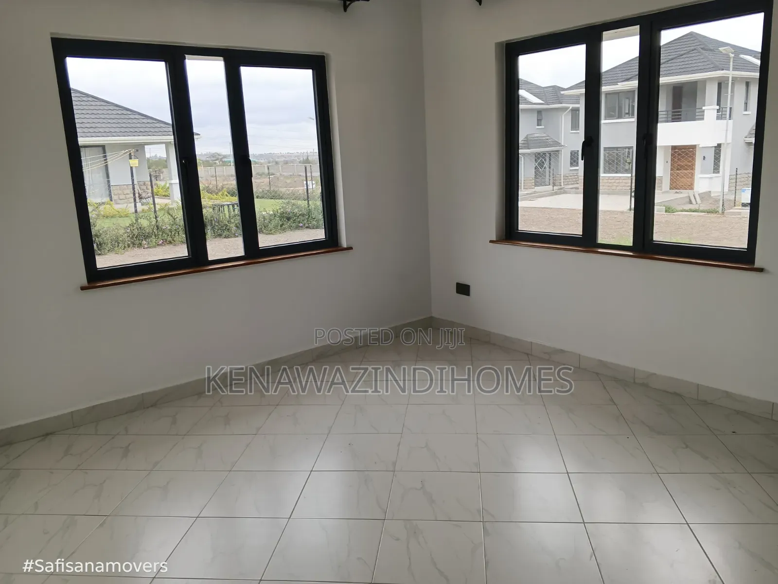 4bdrm Townhouse/Terrace in Athiriver, DayStar Area for sale