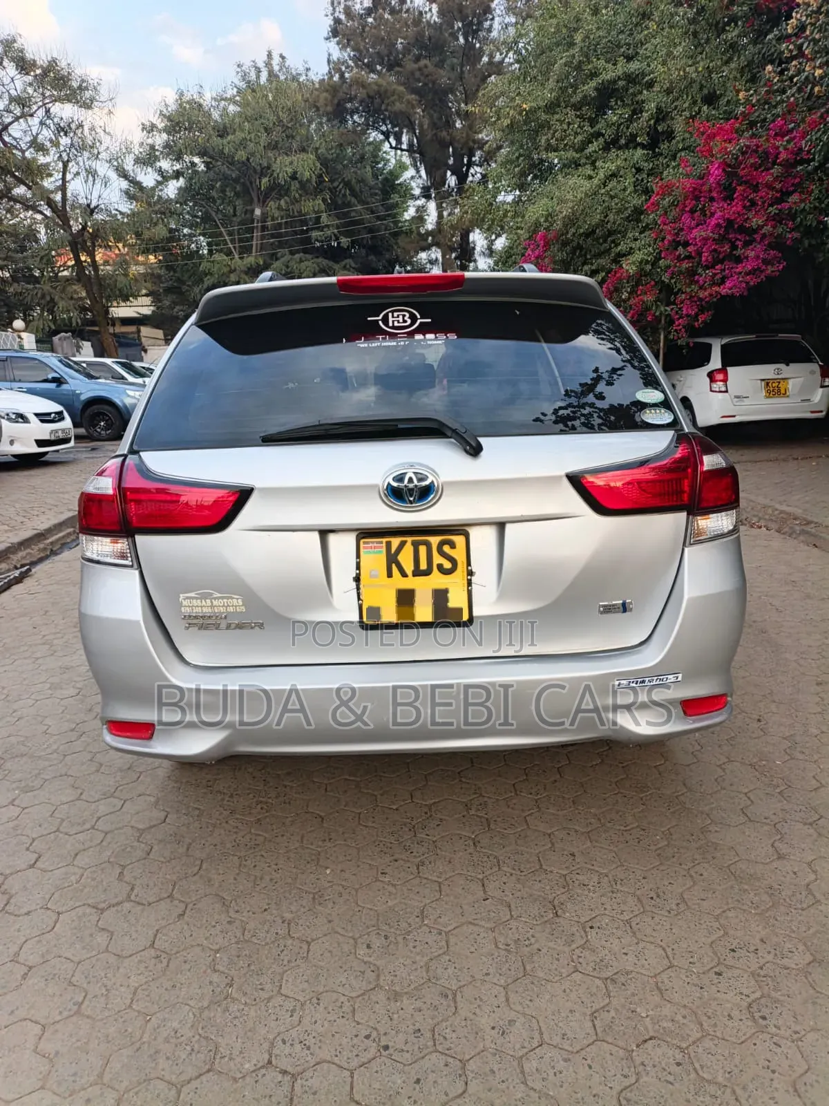 Toyota Corolla Fielder 2017 Silver