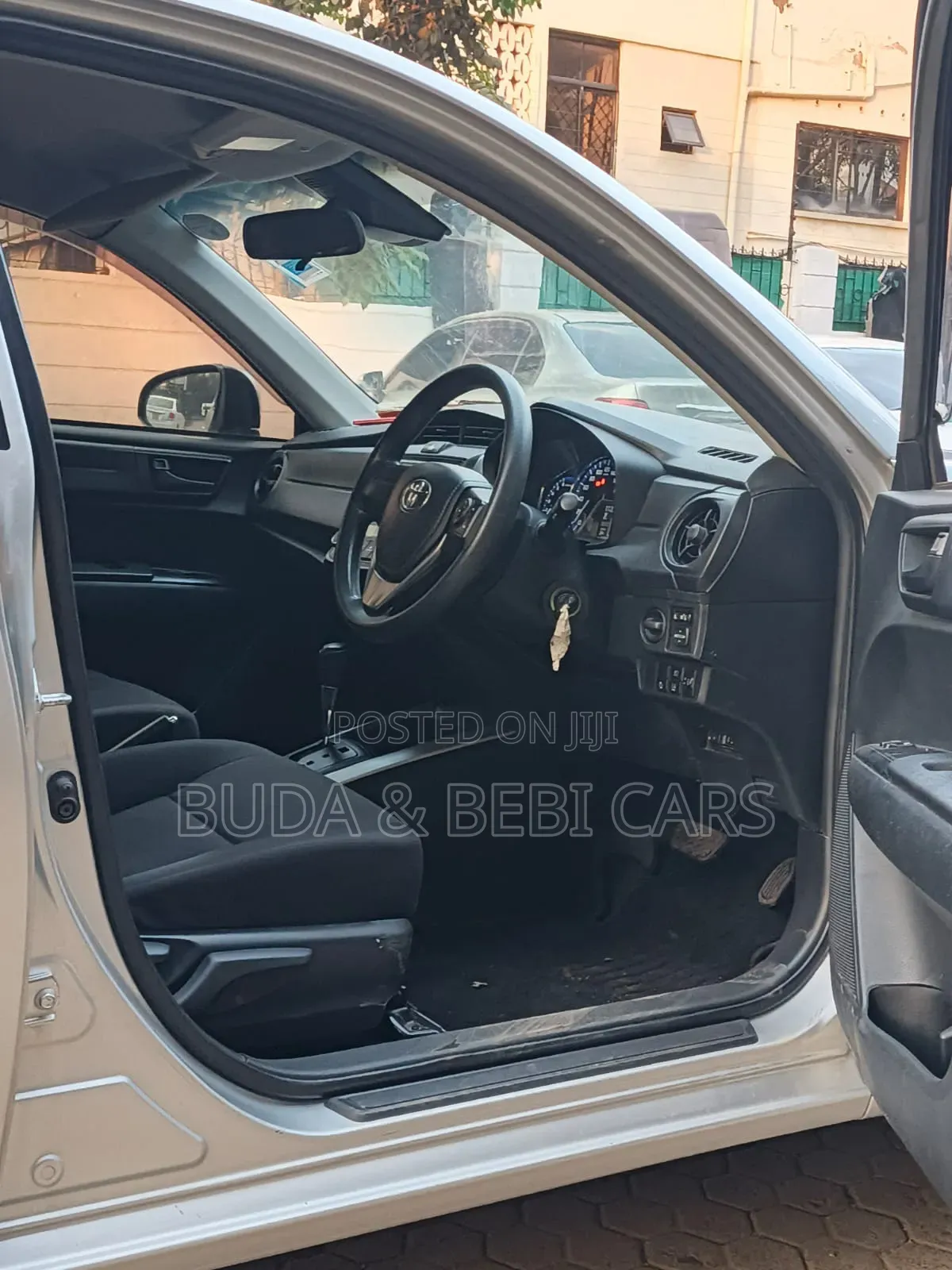 Toyota Corolla Fielder 2017 Silver