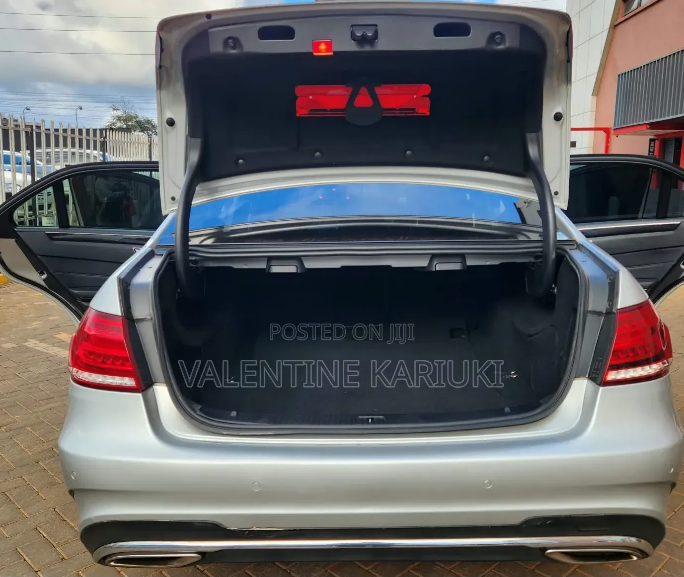 Mercedes-Benz E250 2015 Silver