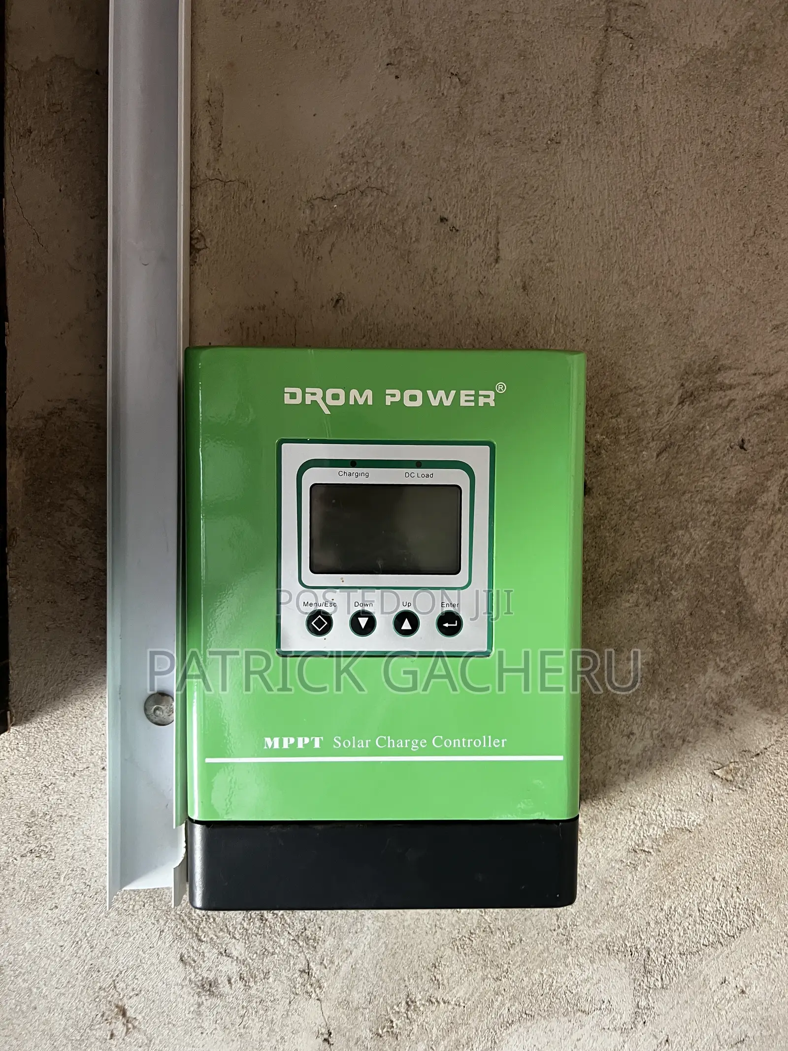 5KVA Back Up Inverter and MPPT Controller, PV Protector, Panels