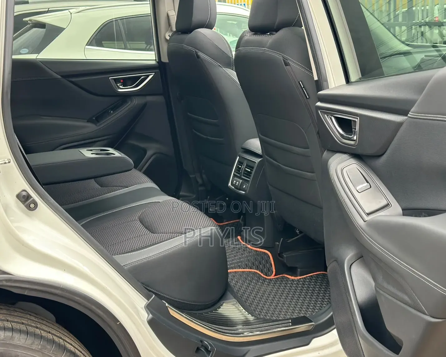 Subaru Forester 2019 Pearl