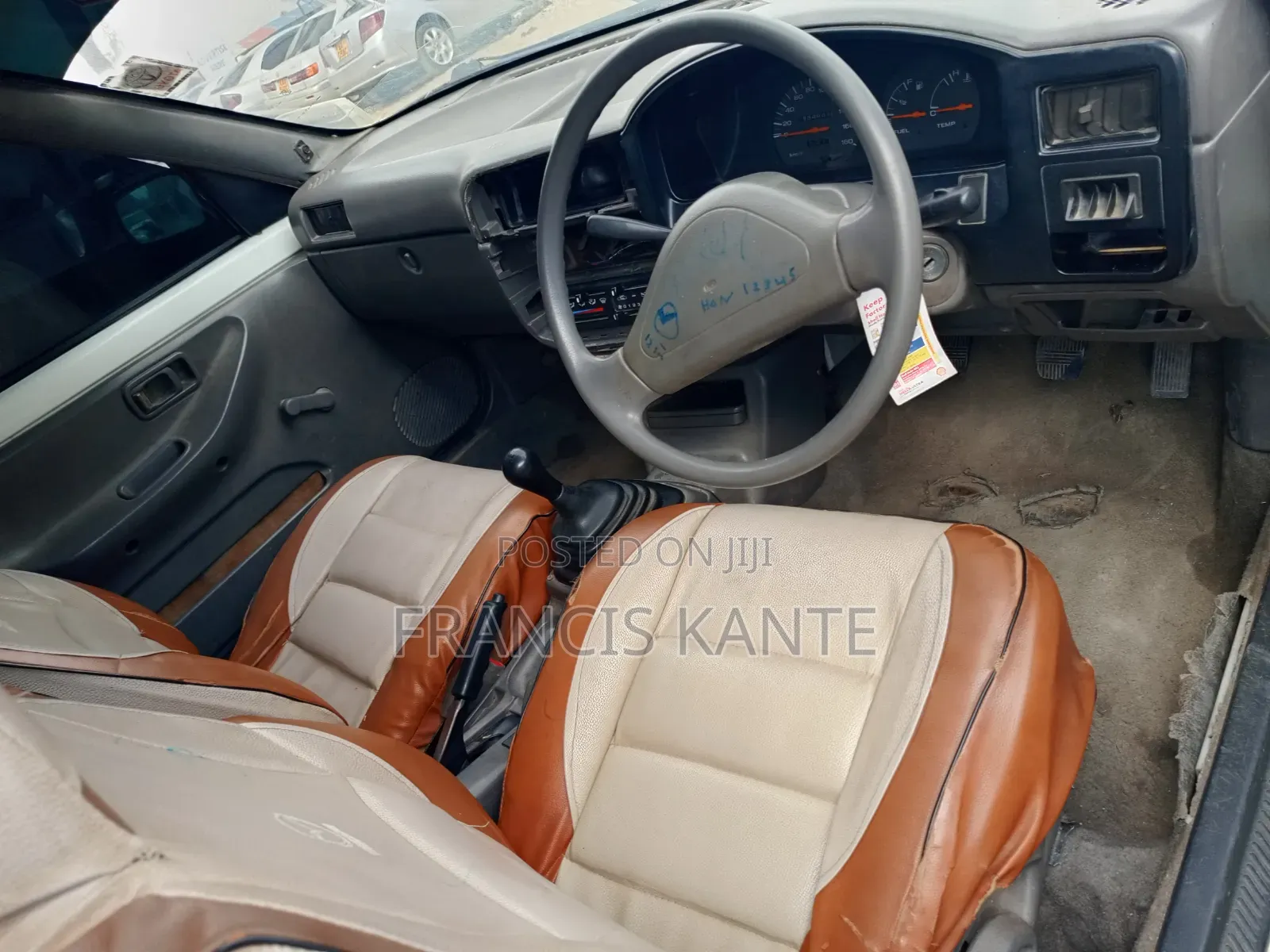 Nissan Advan 2004 White