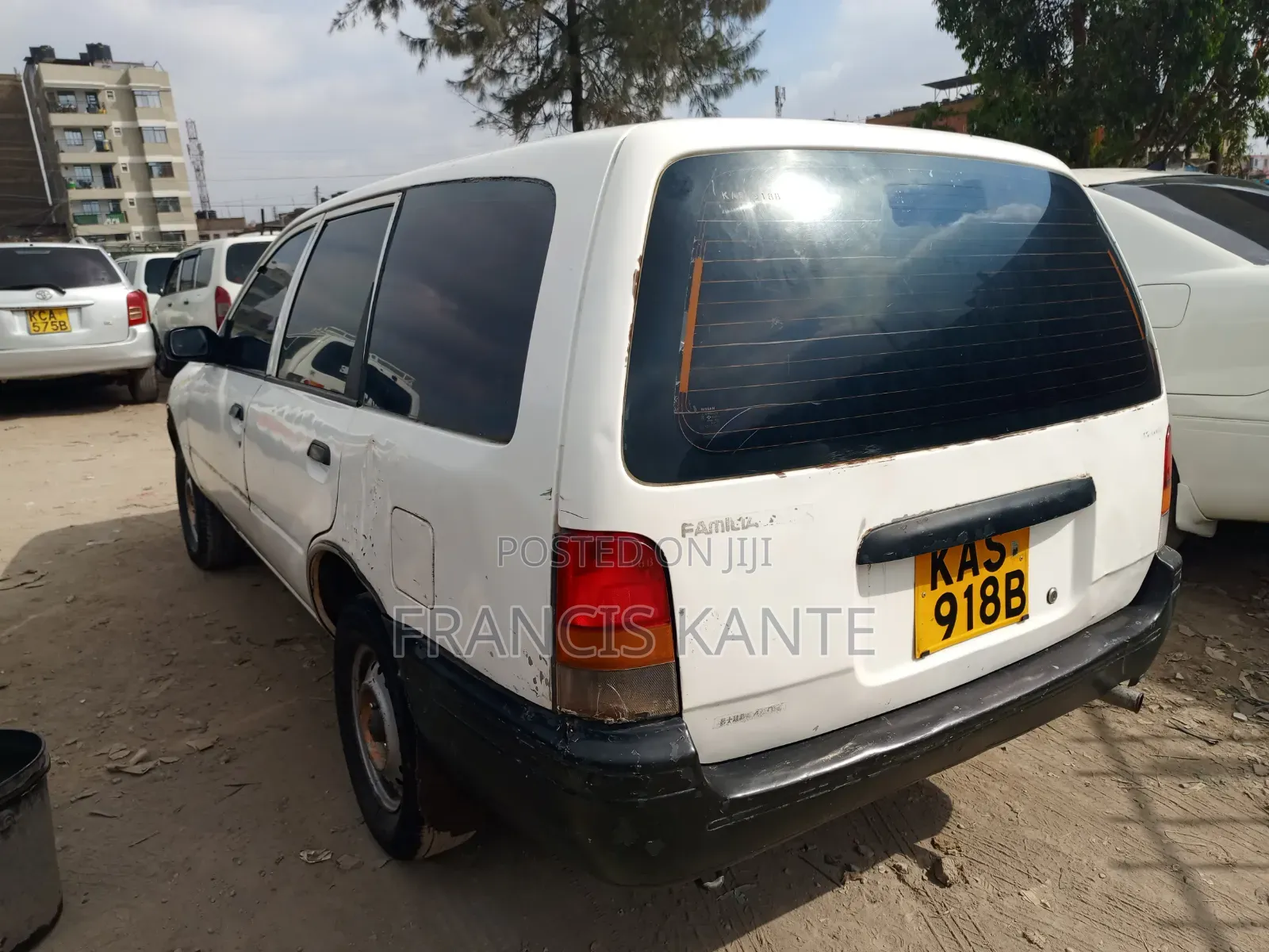 Nissan Advan 2004 White