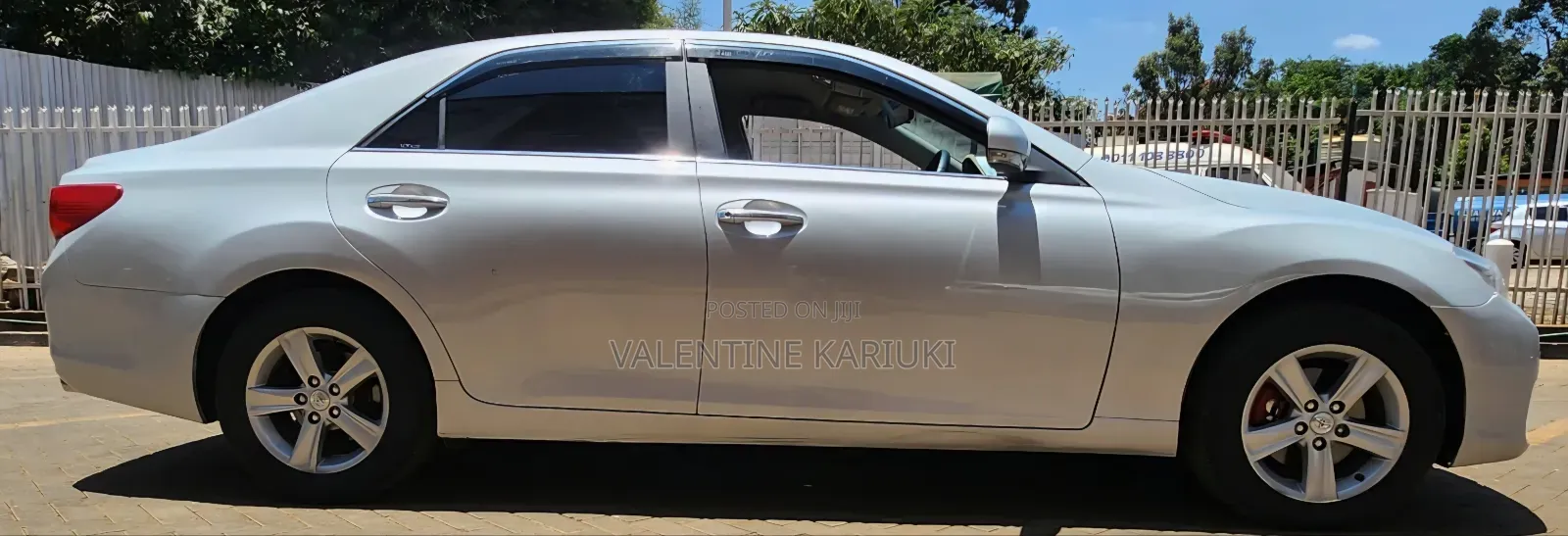 Toyota Mark X 2011 Silver