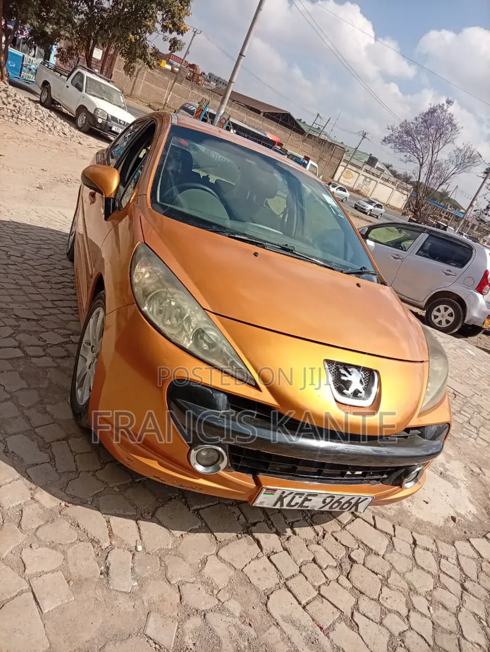 Peugeot 207 2012 Orange