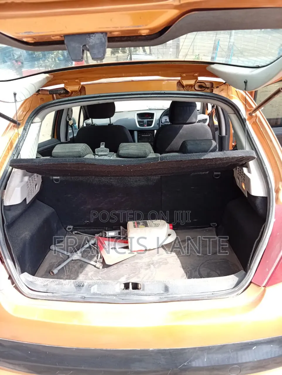 Peugeot 207 2012 Orange