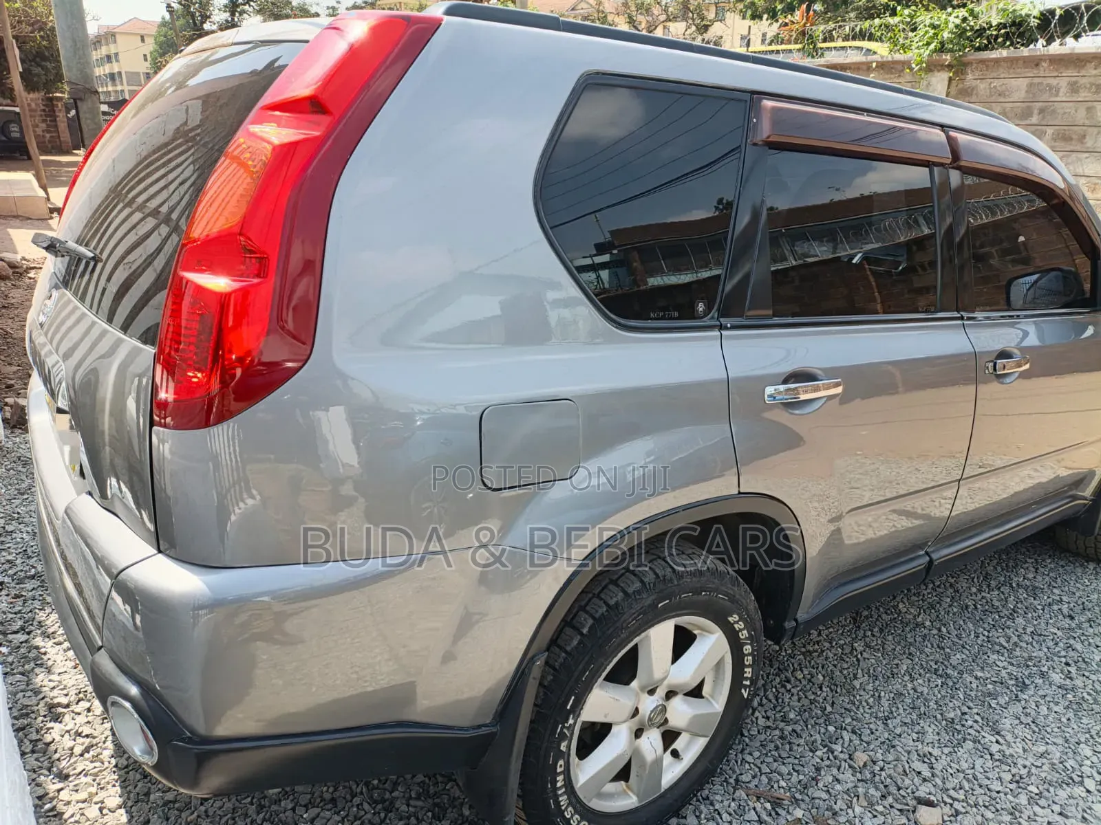 Nissan X-Trail 2.0 Petrol XE 2010 Silver