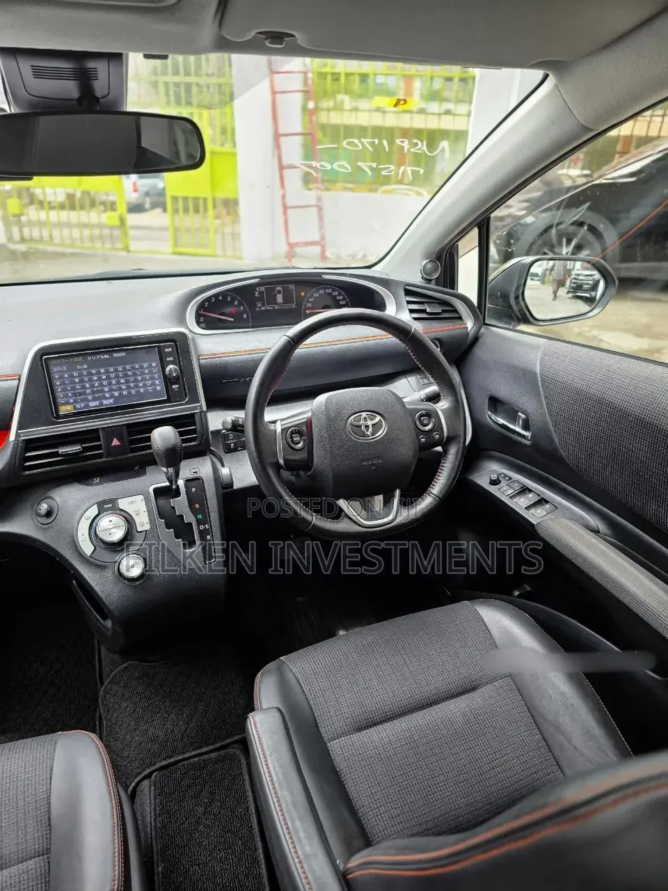 Toyota Sienta 1.5 FWD (6-seater) 2018 Maroon