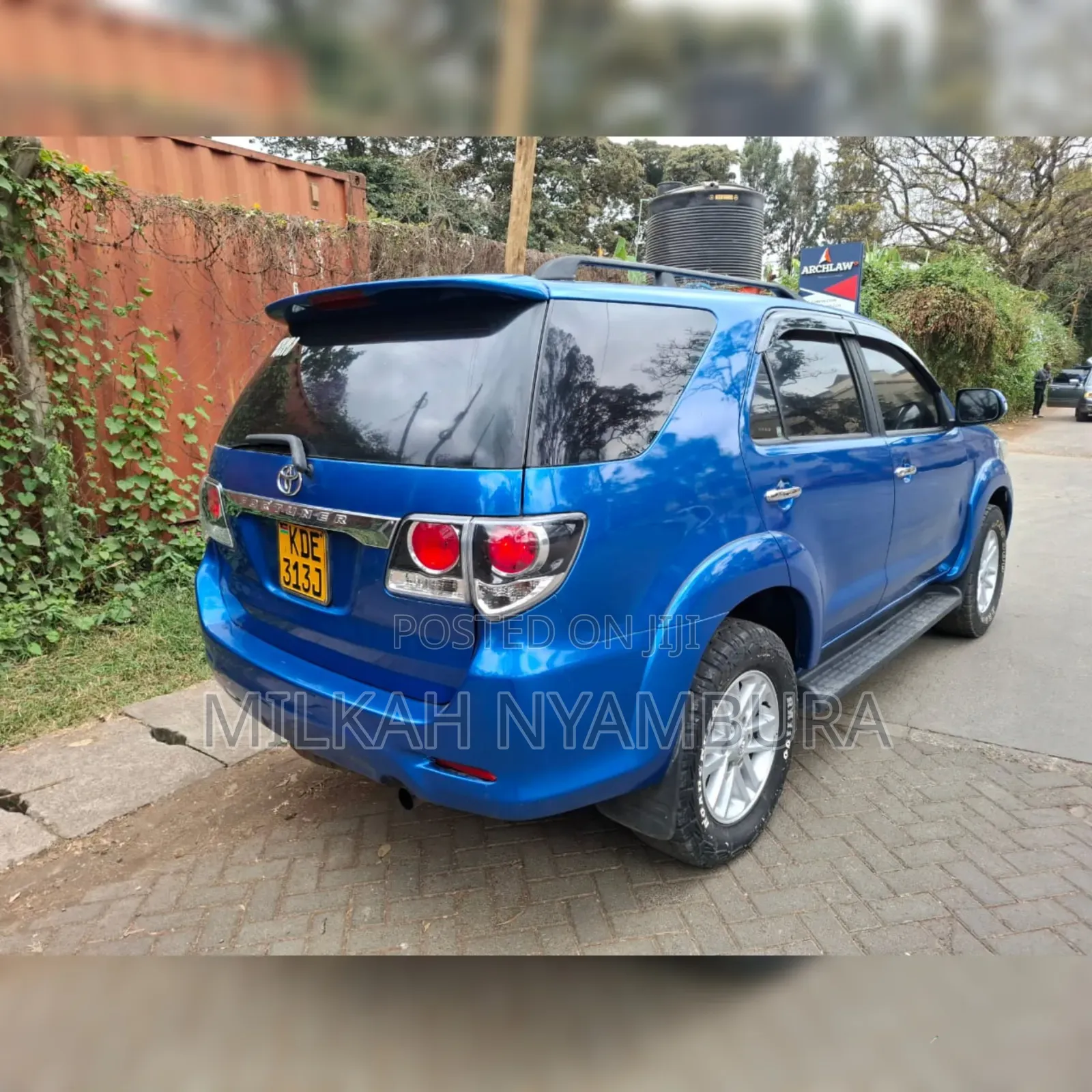 Toyota Fortuner 2012 Blue