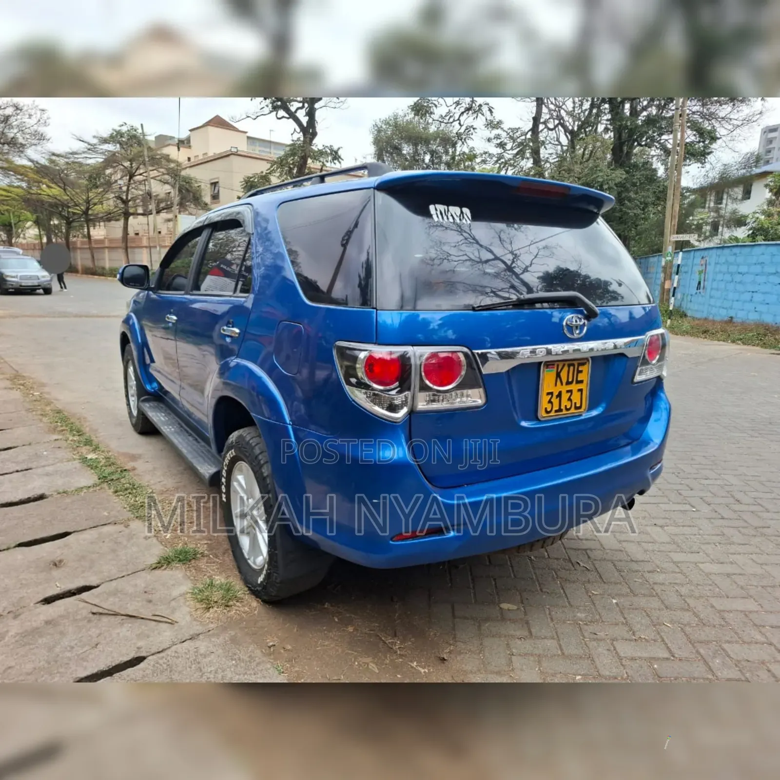 Toyota Fortuner 2012 Blue