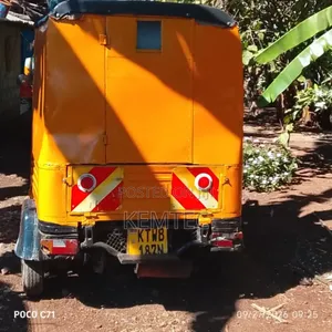 Bajaj Stroke 2020 Yellow