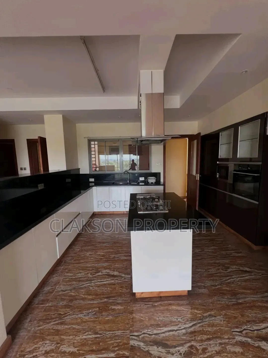 3bdrm Apartment in Kileleshwa for sale