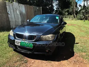 BMW 320i Sedan RWD 2005 Blue