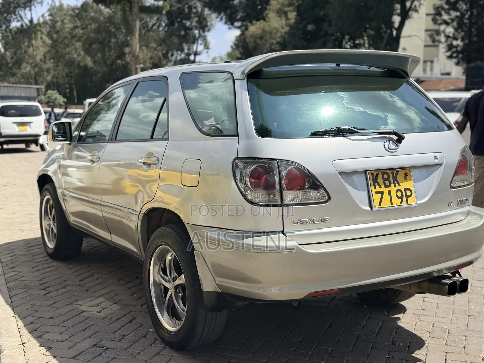 Toyota Harrier 2002 Silver