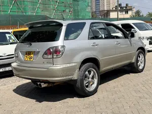 Toyota Harrier 2002 Silver