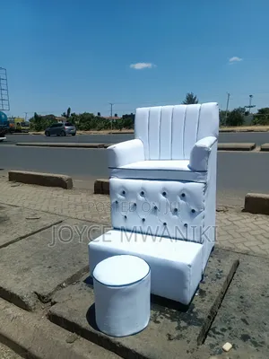 Space Saving Single Cost Friendly Pedicure Seat