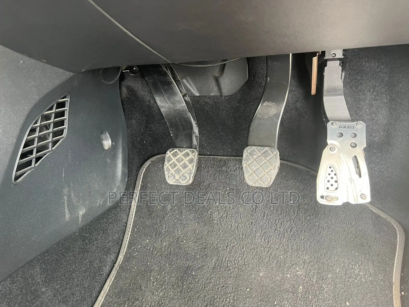Volkswagen Up 2018 White