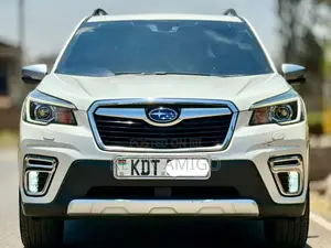 Subaru Forester 2019 White