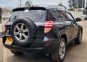 Toyota RAV4 2010 Black