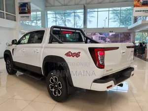 New Sinotruk Howo 2025 White