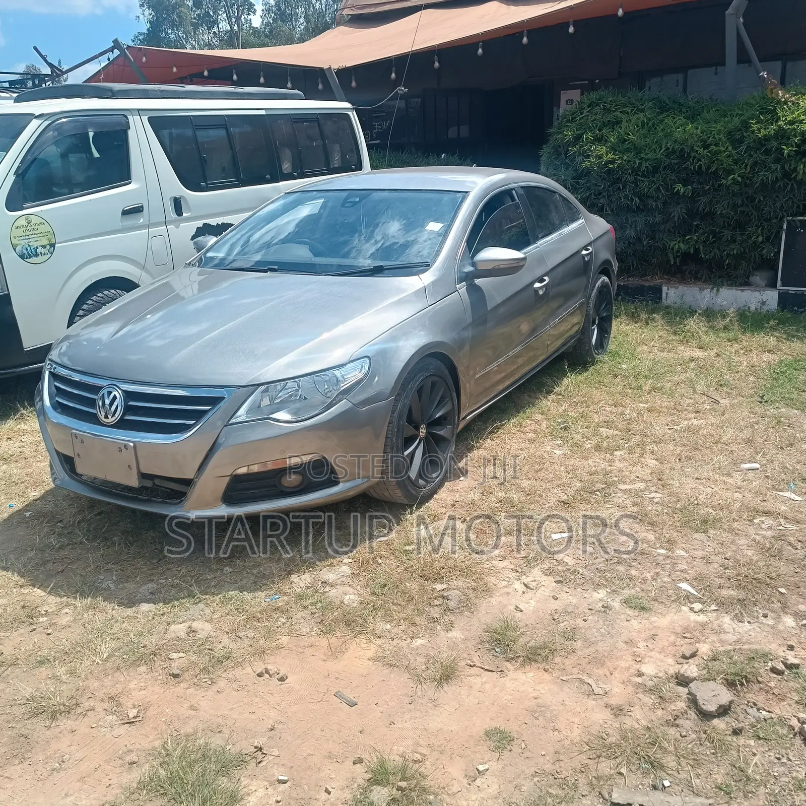 Volkswagen CC 2.0 Luxury Limited 2011 Gold
