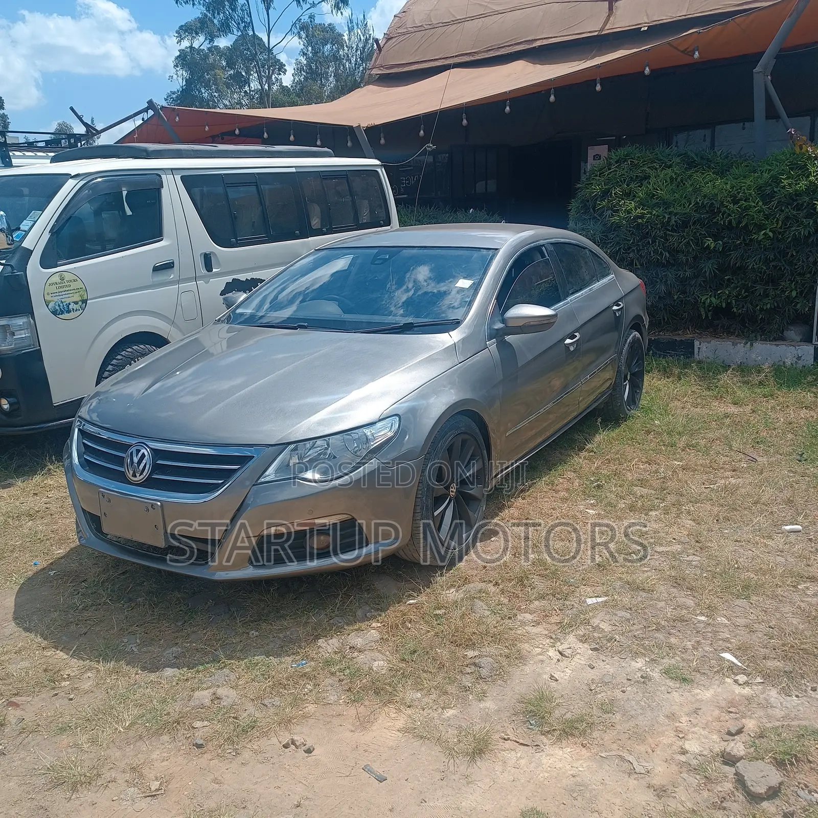 Volkswagen CC 2.0 Luxury Limited 2011 Gold