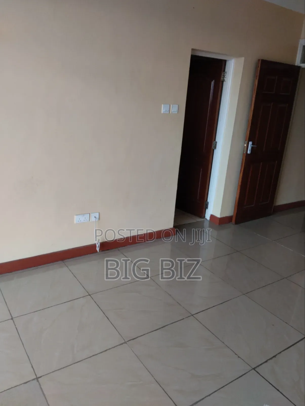2bdrm Apartment in Donholm, Oyster, Greenspan for rent