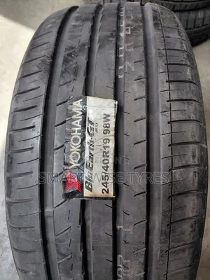 245/40r19 Yokohama BluEarth