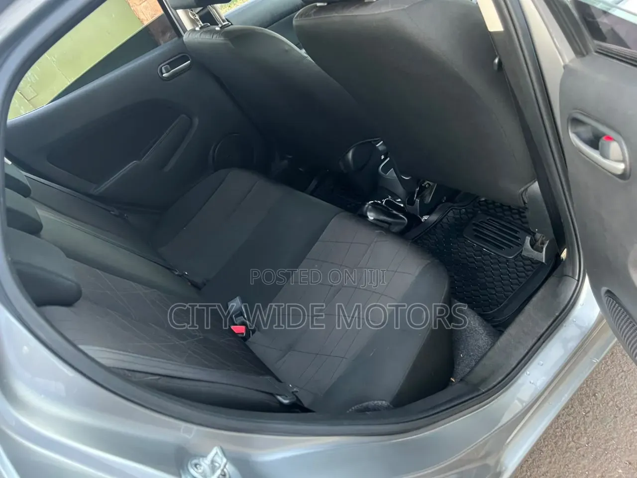 Mazda Demio 2014 Silver