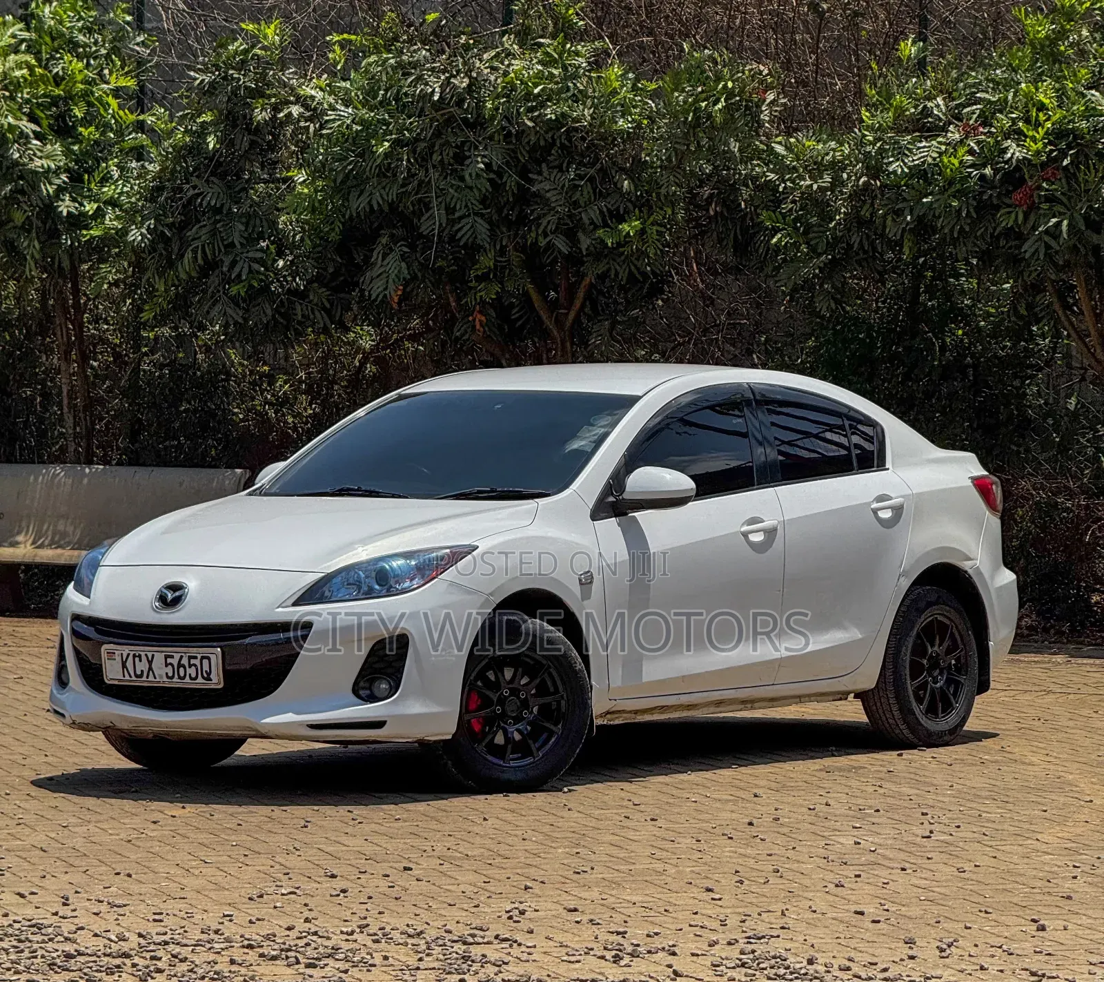 Mazda Axela 2013 White