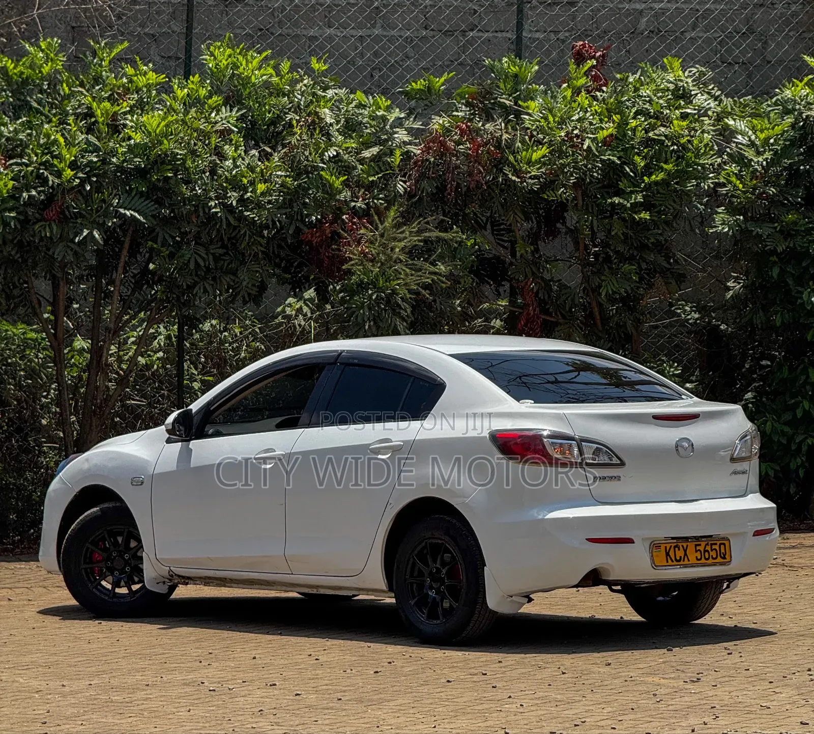 Mazda Axela 2013 White
