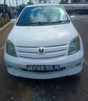Toyota IST 2006 White