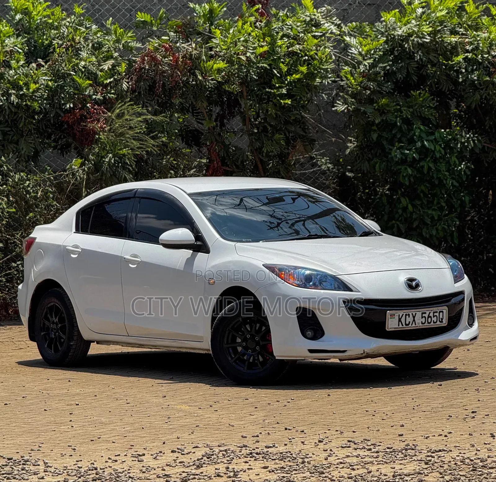 Mazda Axela 2013 White
