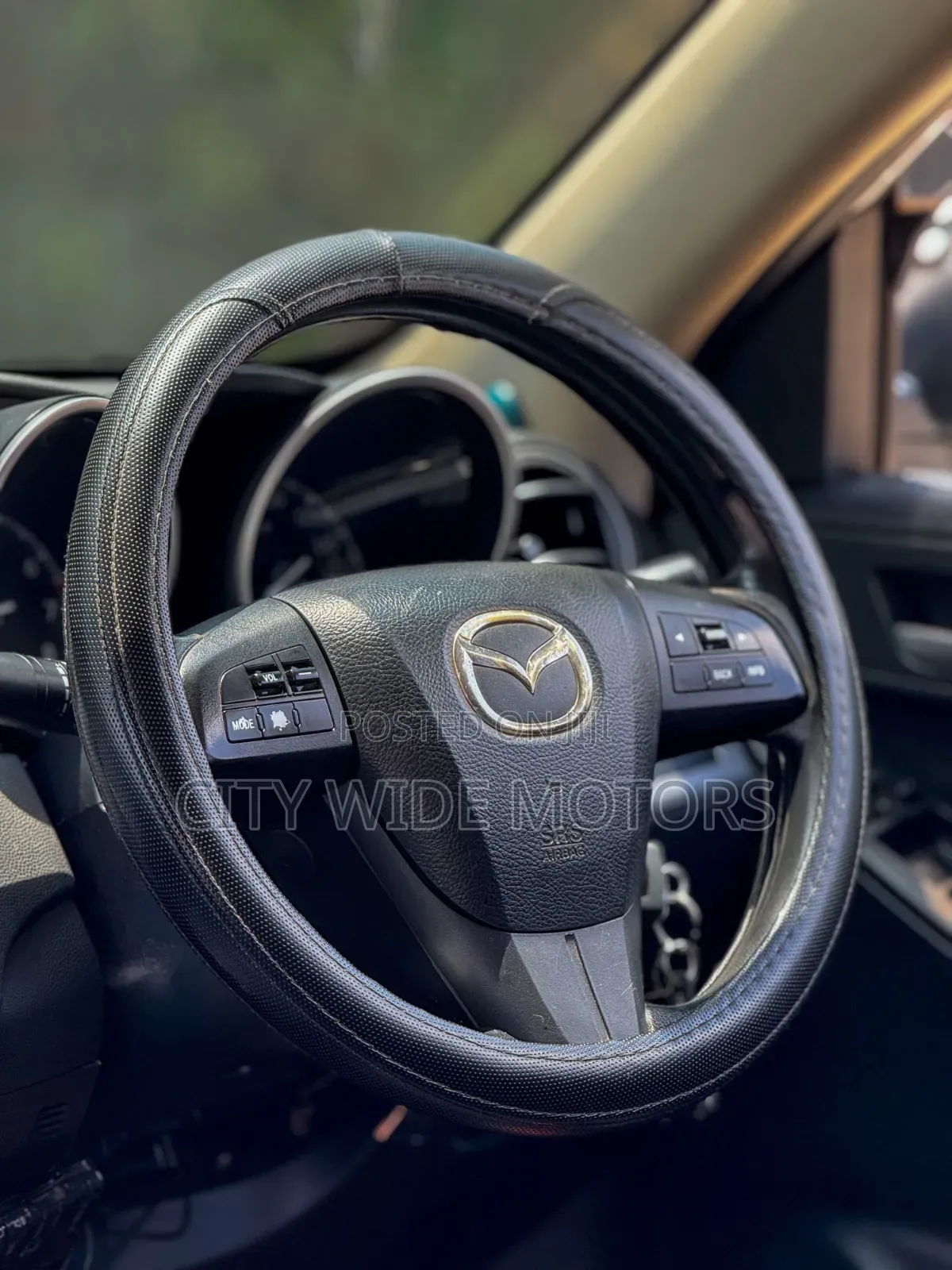 Mazda Axela 2013 White