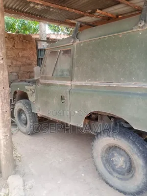 Land Rover Defender 1984 Green