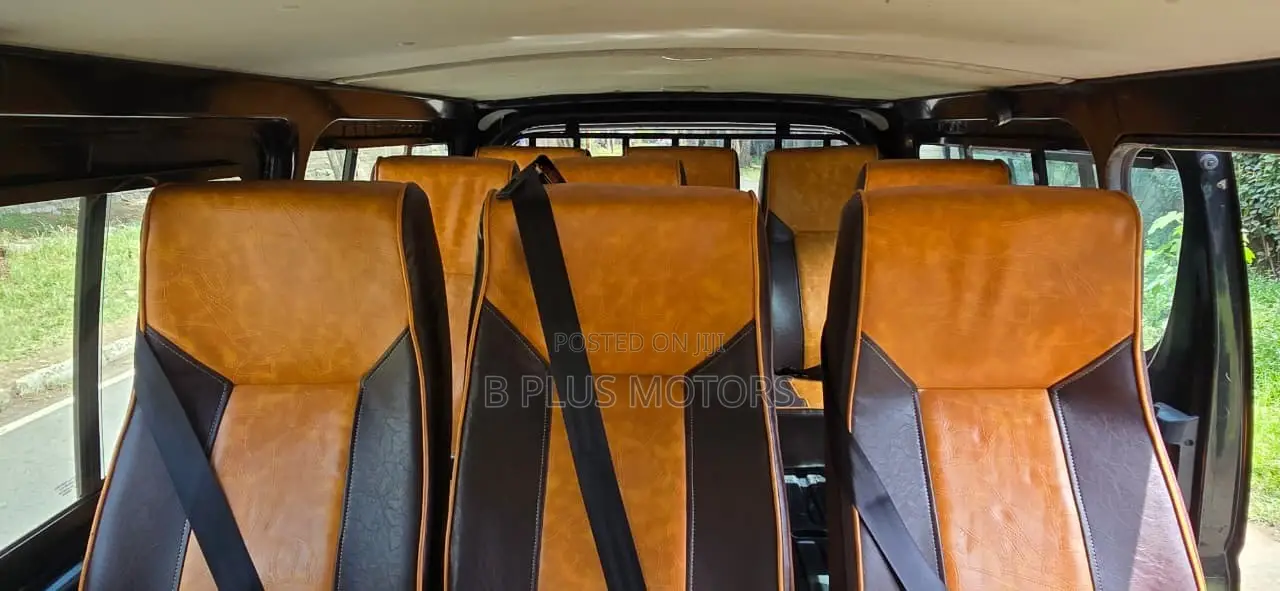 Toyota HiAce 2018 Black