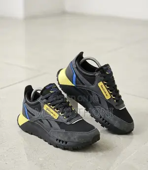 Quality Reebok CL Legacy AZ Size 40-45