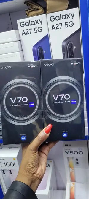 New Vivo V70 256 GB Black