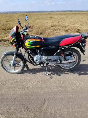 Bajaj Boxer 125 2025 Black