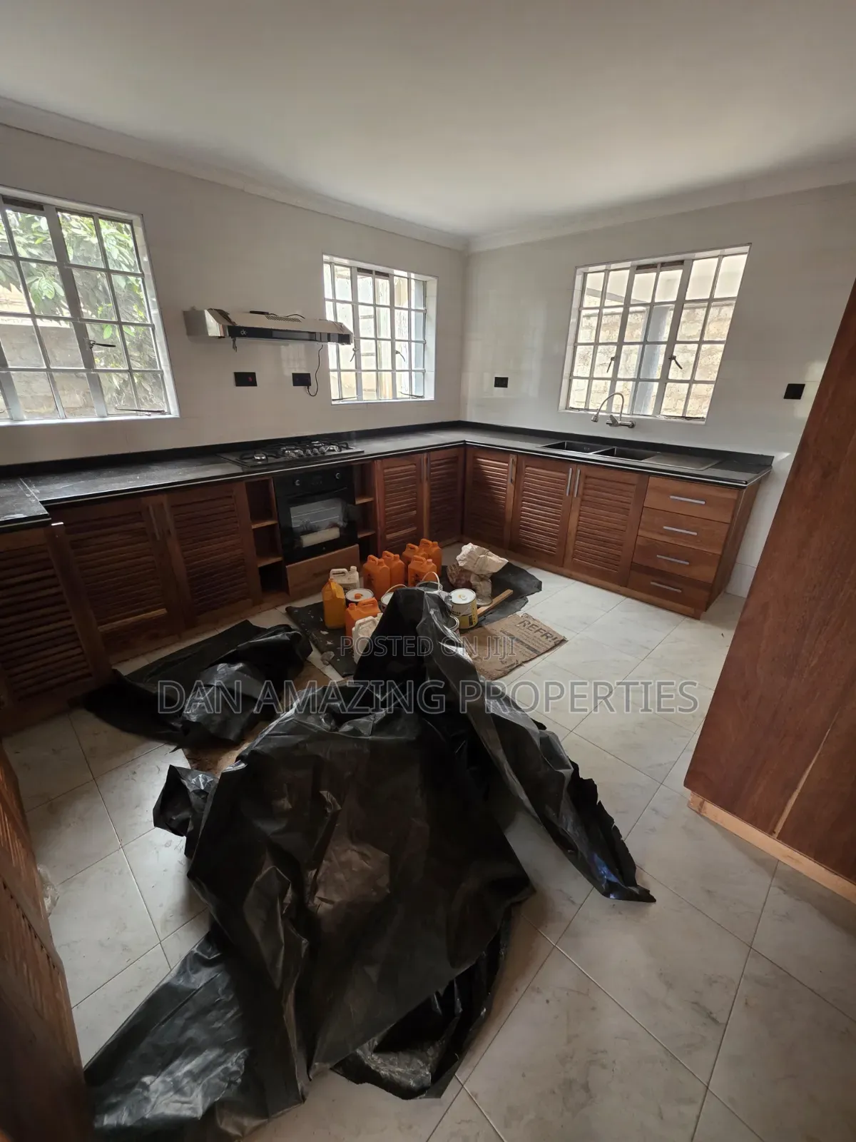 6bdrm Maisonette in Lemiso Rd On 1/4, Ngong CBD for rent