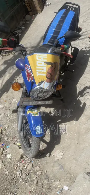 TVS HLX 125 2025 Blue