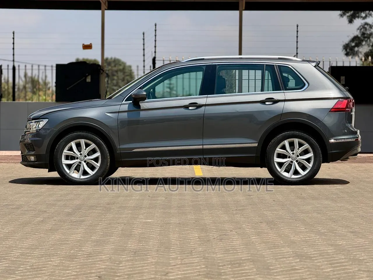 Volkswagen Tiguan 2019 Gray