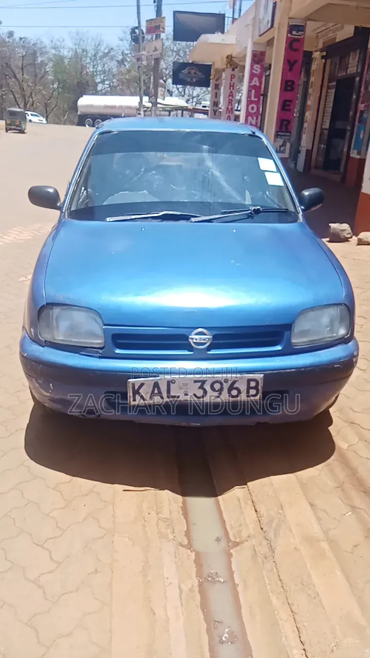 Nissan March 1998 Blue