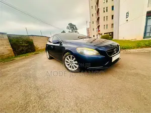 Volvo V40 2013 Blue