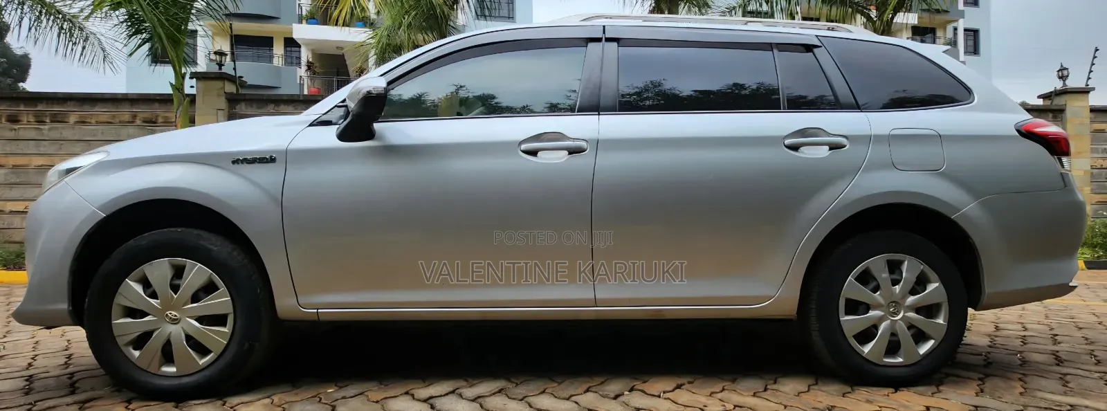 Toyota Corolla Fielder 2017 Silver