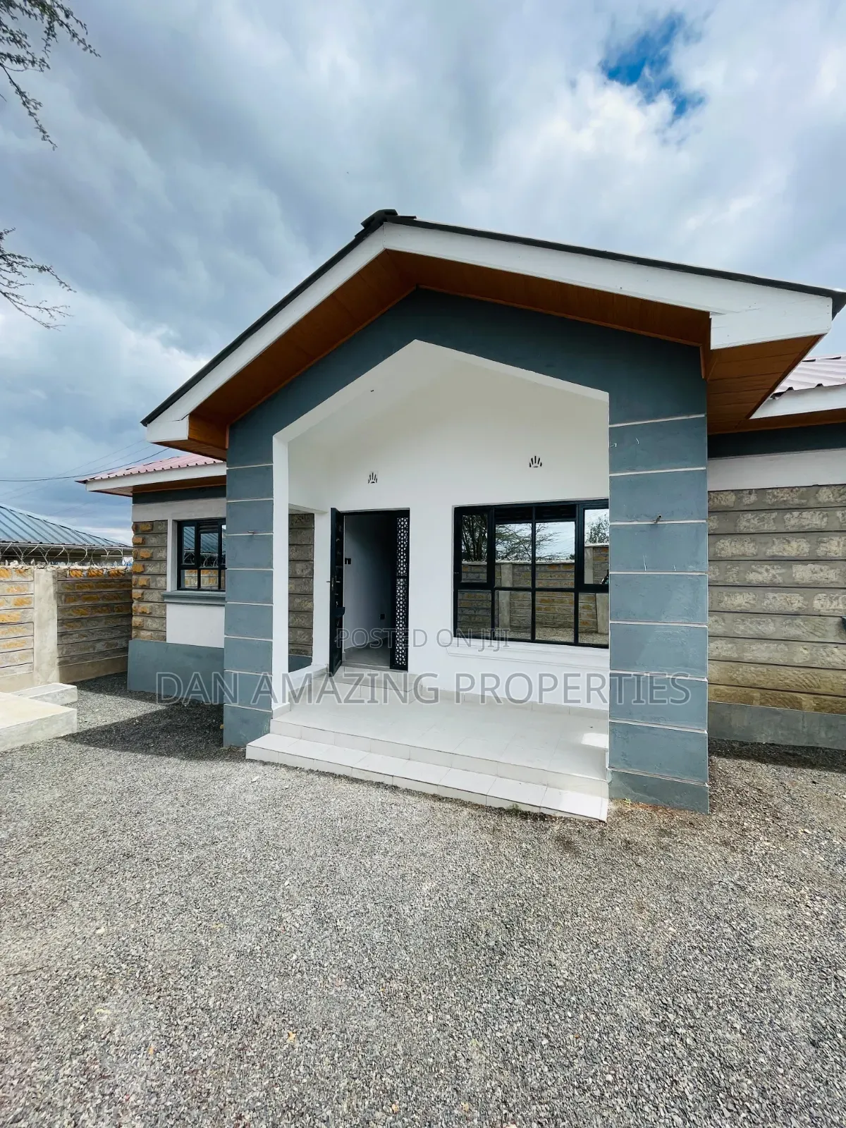 3bdrm Bungalow in Roimen Plus Dsq, Matasia for sale