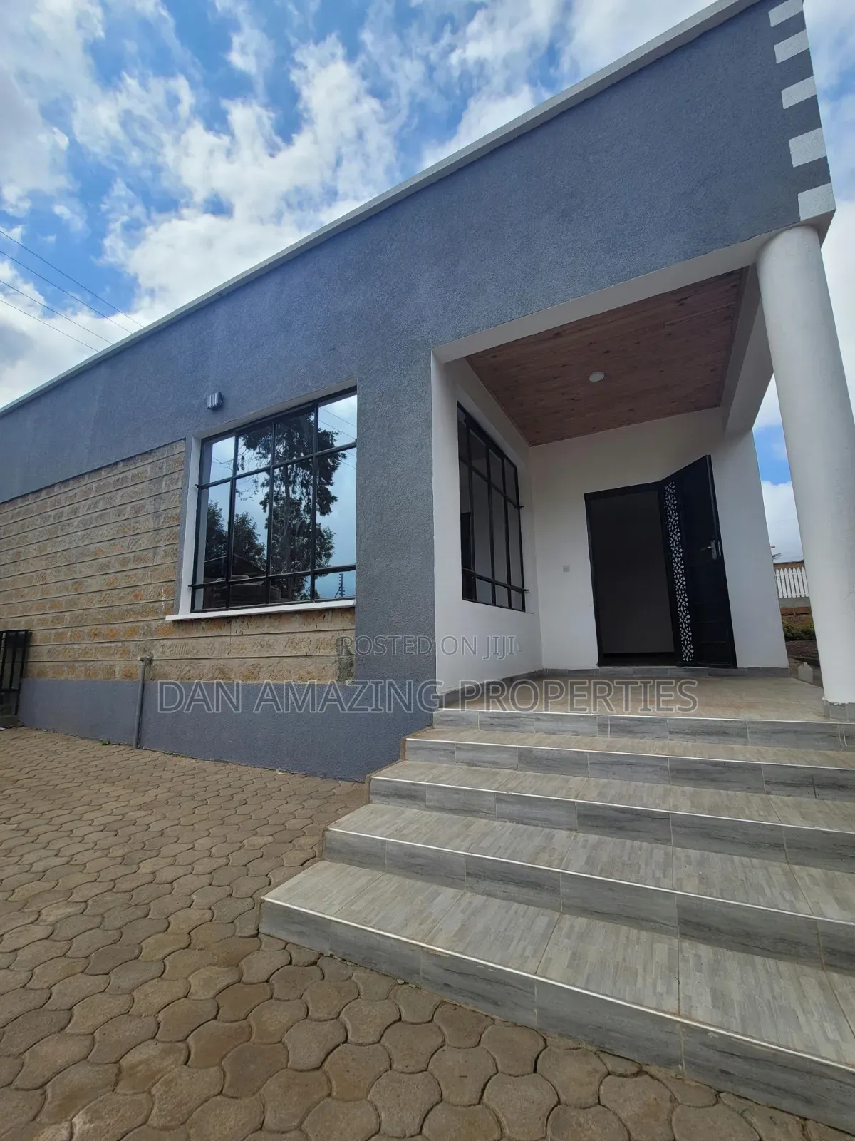 3bdrm Bungalow in Silanga Rd, Matasia for sale